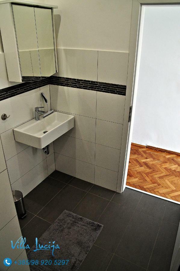Rooms Villa Lucija Kraljevica Bagian luar foto